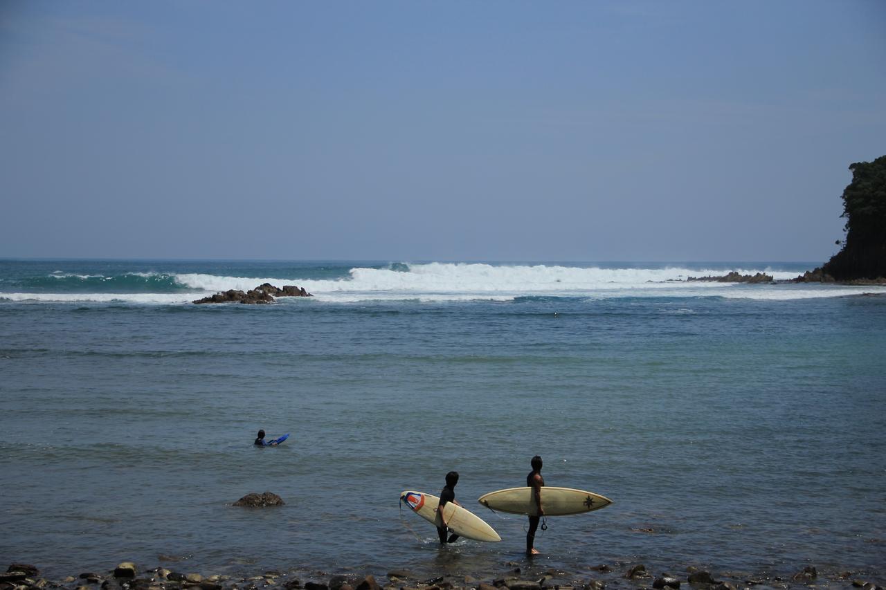 Pavilionsurf&Lodge Shishikui Exterior photo